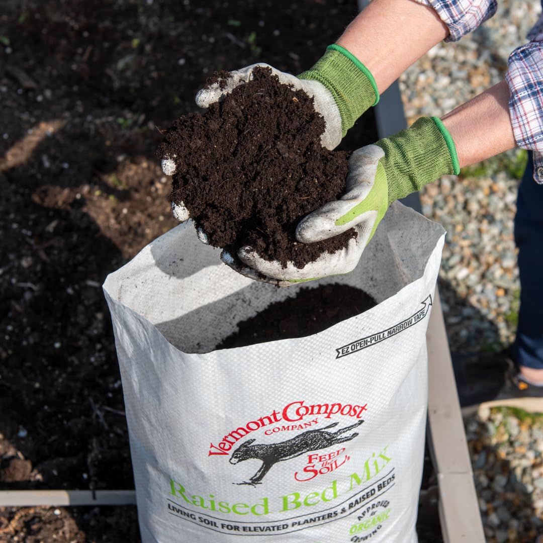 Vermont Compost Company Raised Bed Mix | High-Nutrient Compost-Based Potting Soil for Plants & Vegetables Organic Gardening - 20 Quarts | Gardener's Supply Co Exclusive - Image 2