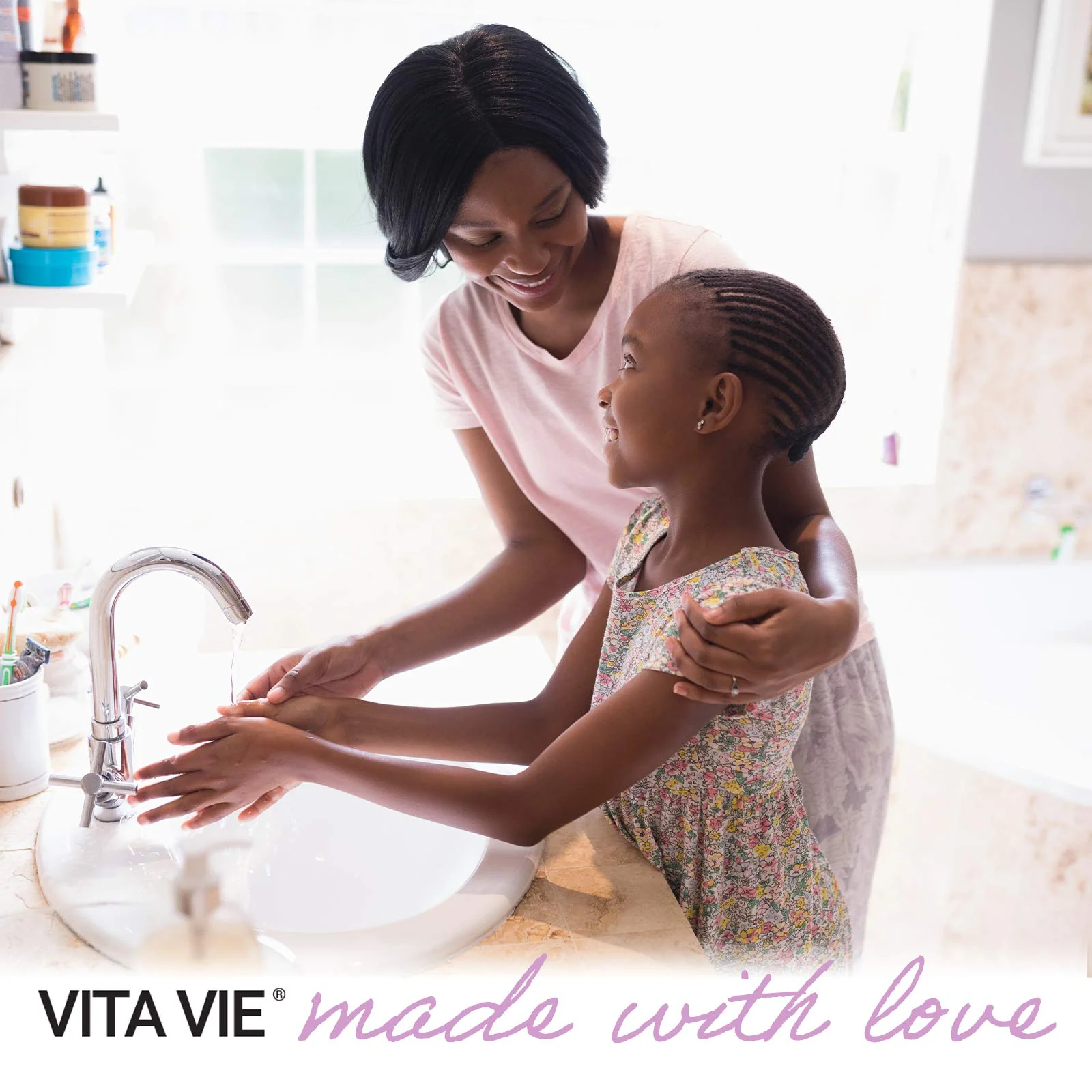 VITA VIE Body Wash, Lemon Scent, Antibacterial Soap for Hands and Forearms With Hazel, Willow Bark Extract, and Tea Tree Oil, Clean Nourishing Formula, Vegan, Paraben Free, Non GMO, 12 FL Oz, 2 Pack - Image 3