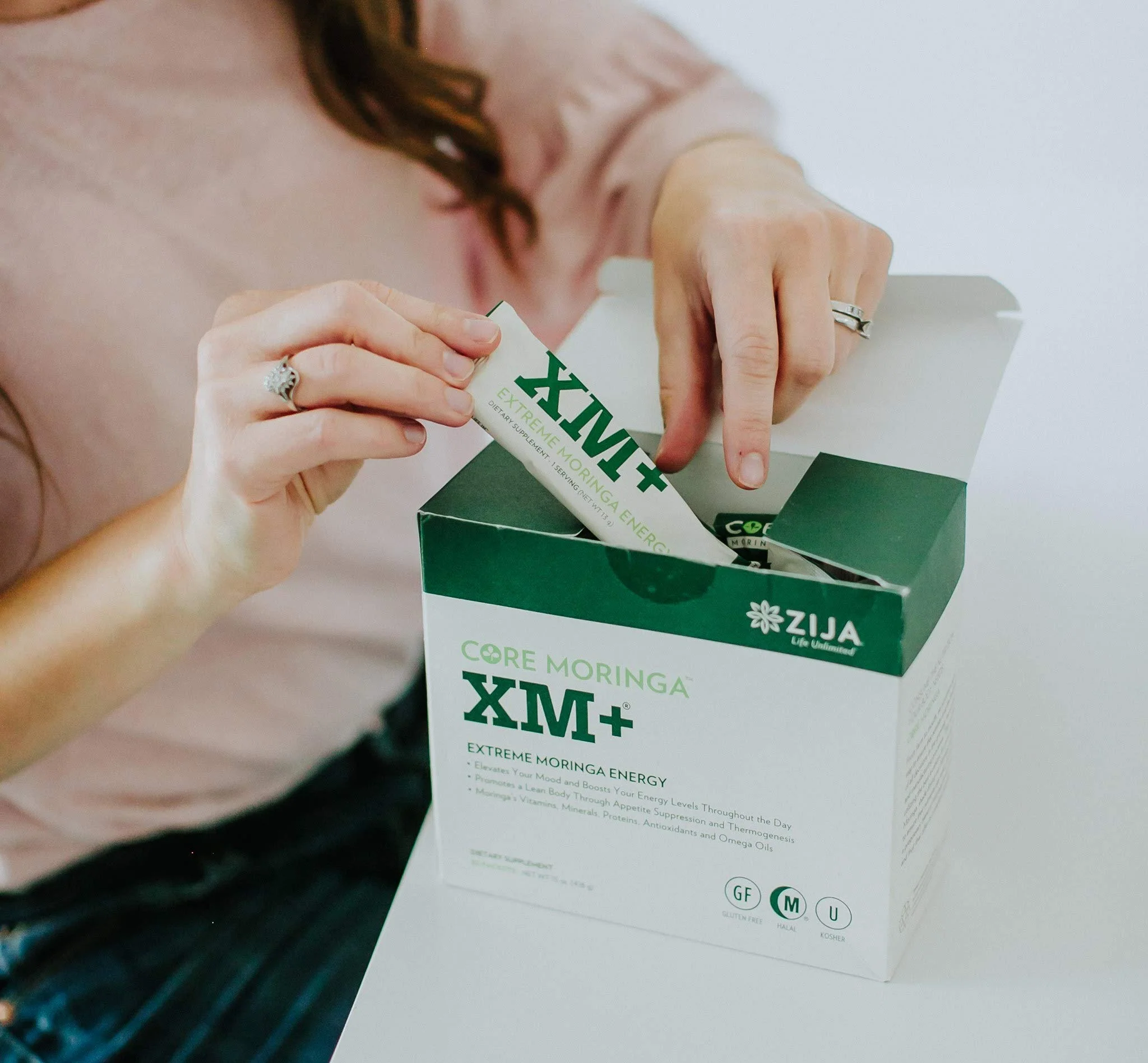 Zija XM+ Moringa Extreme Instant Powder Energy Drink 8 pouches - Image 2